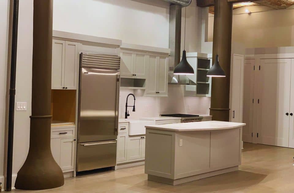 Kitchen remodeling with contemporary style and luxury finishes